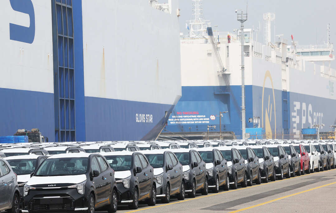 반도체 업고 1∼20일 수출 50%↑...